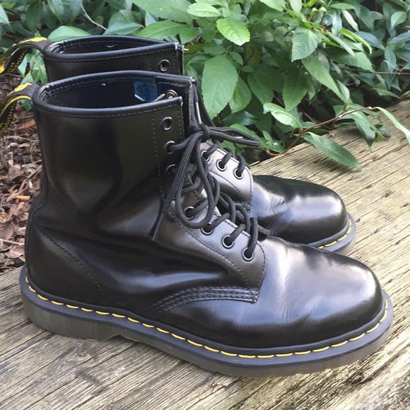dr martens 1460 ll8